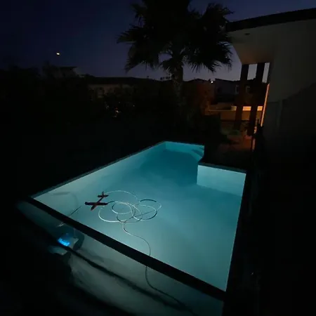 Superbe Plain-pied Avec Piscine