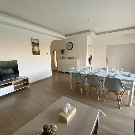 Superbe Plain-pied Avec Piscine Servian