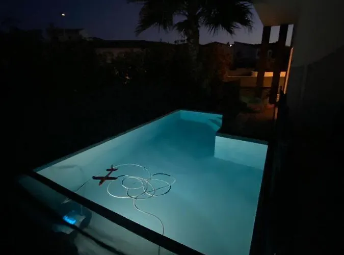 Superbe Plain-pied Avec Piscine