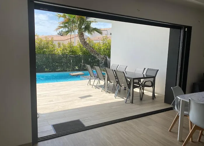 Villa Superbe Plain-pied Avec Piscine